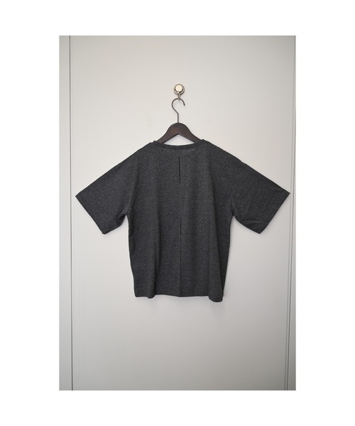 バックスタイルもぬかりなく\tDior\tスラブコットンTシャツ バックスタイルもぬかりなく Dior スラブコットンTシャツ (Dior