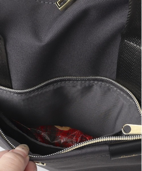 Legato Largo(レガートラルゴ)の「Legato Largo 撥水両立バッグ トート型リュック(バックパック/リュック・レディース・ベージュ/ネイビー/ブラック/オリーブ/グレー・FREE)」の17枚目の写真
