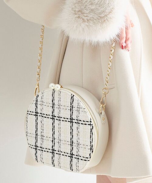 MAJESTIC LEGON(マジェスティックレゴン)の「レディサークルバッグ(ショルダーバッグ・レディース・アイボリー/ブラック/ホワイト系その他2・FREE)」の21枚目の写真