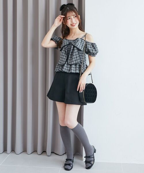 MAJESTIC LEGON(マジェスティックレゴン)の「レディサークルバッグ(ショルダーバッグ・レディース・アイボリー/ブラック/ホワイト系その他2・FREE)」の19枚目の写真