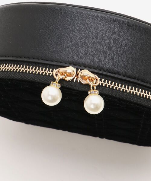 MAJESTIC LEGON(マジェスティックレゴン)の「レディサークルバッグ(ショルダーバッグ・レディース・アイボリー/ブラック/ホワイト系その他2・FREE)」の7枚目の写真