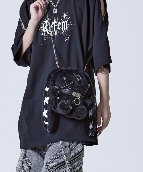 REFLEM（レフレム）の「『REFLEM/レフレム』うさ耳ぬいぐるみバッグ