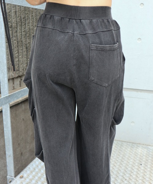 FIG&VIPER(フィグアンドバイパー)の「WashedデザインルーズPT(その他パンツ・レディース・ネイビー/ブラック・FREE)」の15枚目の写真