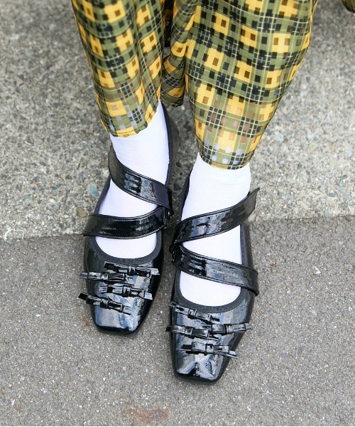 Casselini（キャセリーニ）の「Casselini(キャセリーニ)リボンシューズ（バレエシューズ・レディース・シルバー/レッド/ブラック・23/24/24.5/23.5）」の5枚目の写真