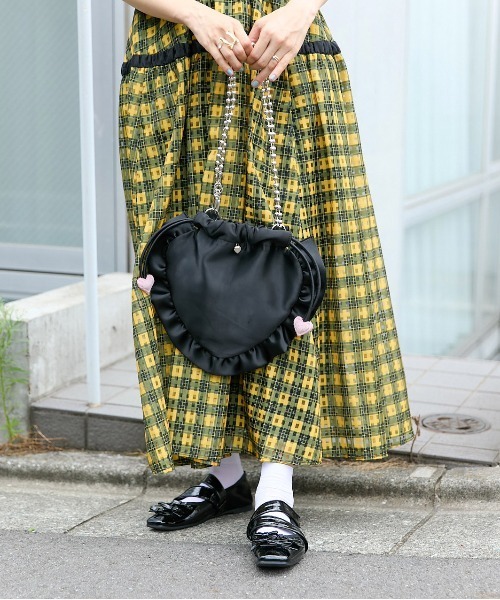 Casselini（キャセリーニ）の「Casselini(キャセリーニ)リボンシューズ（バレエシューズ・レディース・シルバー/レッド/ブラック・23/24/24.5/23.5）」の7枚目の写真