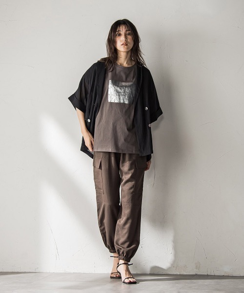 MAYSON GREY（メイソングレイ）の「【WEB限定】スクエア箔オーバーサイズTシャツ≪手洗い可能≫（Tシャツ/カットソー・レディース・オフホワイト/ブラック/チャコールグレー・M）」の10枚目の写真