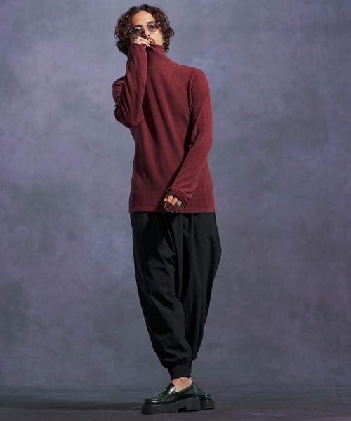 Jih Nunc(ジーヌンク)の「mlt5308-指ぬき付きタートルネックカットソー(Tシャツ/カットソー・メンズ・グリーン/ワイン/ブラック・L/M/S)」の15枚目の写真