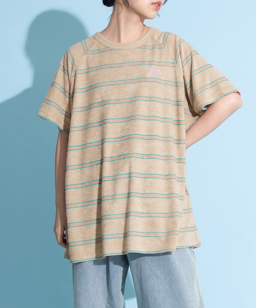 PUNYUS（プニュズ）の「ボーダーパイルビッグＴシャツ（Tシャツ/カットソー・レディース・ベージュ/ネイビー/サックスブルー・3/4）」の2枚目の写真