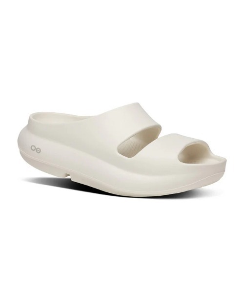 ウーフォス　サンダル　OOFOS Amazon | [ウーフォス] OOFOS 厚底 トングサンダル ビーチ