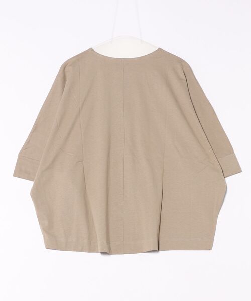 MARAI(マーライ)の「ボートネック七分袖ドルマンTシャツ キレイめ(Tシャツ/カットソー・レディース・ブラック/ベージュ/ホワイト/チャコールグレー・4L~5L/LL~3L/M~L)」の5枚目の写真