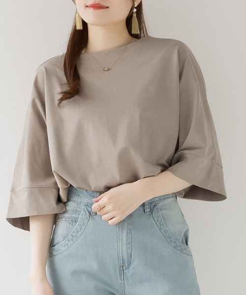 MARAI(マーライ)の「ボートネック七分袖ドルマンTシャツ キレイめ(Tシャツ/カットソー・レディース・ブラック/ベージュ/ホワイト/チャコールグレー・4L~5L/LL~3L/M~L)」の4枚目の写真