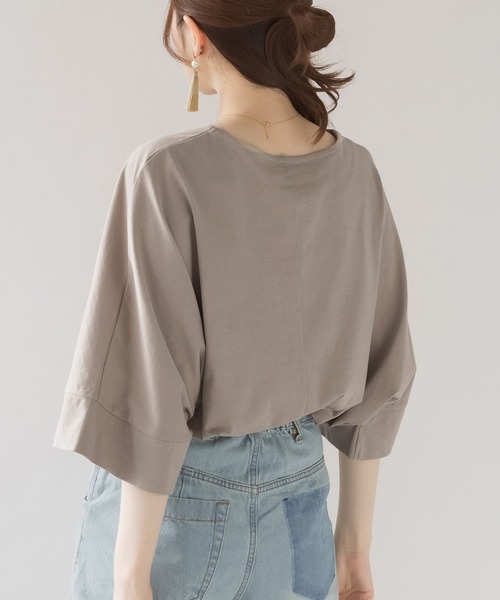MARAI(マーライ)の「ボートネック七分袖ドルマンTシャツ キレイめ(Tシャツ/カットソー・レディース・ブラック/ベージュ/ホワイト/チャコールグレー・4L~5L/LL~3L/M~L)」の9枚目の写真