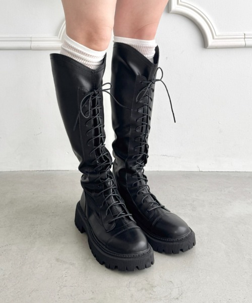 Loueme（ルエム）の「バックファスナーレースアップロングブーツ（ブーツ・レディース・ブラック/ブラウン・23.5cm/24.5cm）」の11枚目の写真