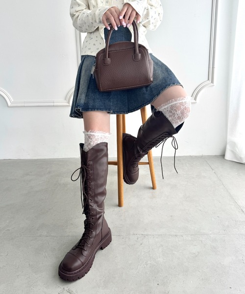 Loueme（ルエム）の「バックファスナーレースアップロングブーツ（ブーツ・レディース・ブラック/ブラウン・23.5cm/24.5cm）」の7枚目の写真