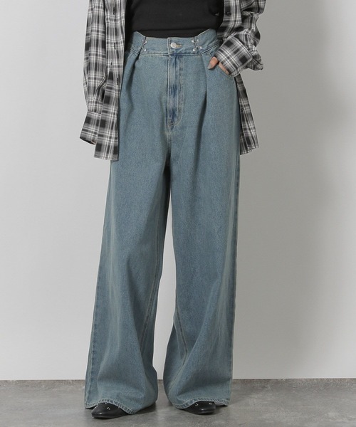 LAKOLE（ラコレ）の「ウエストフックデニムパンツ / 580005（デニムパンツ・レディース・ブラウン/ブルー/ブラック/グレー・SMALL/MEDIUM/LARGE）」の4枚目の写真