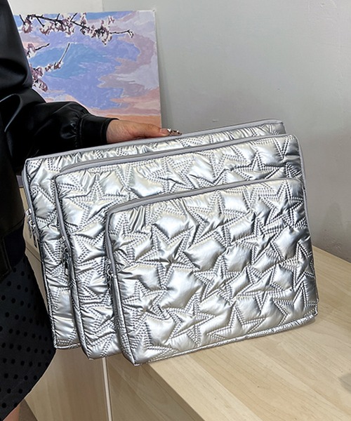 CALIFORNIA OUTFITTERS(カリフォルニア アウトフィッターズ)の「7B36 スターキルティング PCケース(PC・タブレットケース・レディース・シルバー/ブラック・S/M/L)」の2枚目の写真