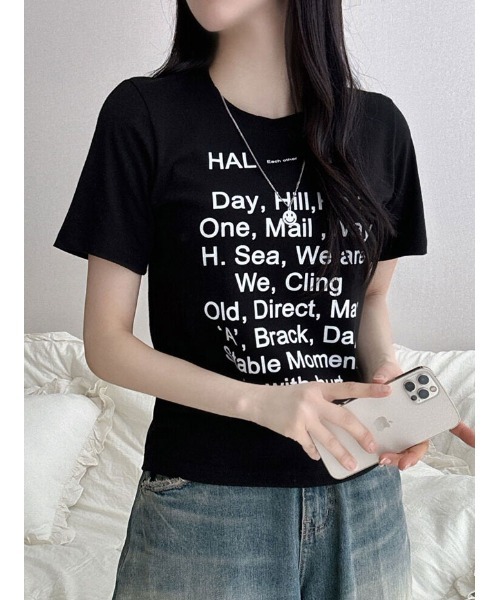 NANAHACHI(ナナハチ)の「フロント文字プリント半袖Tシャツ(Tシャツ/カットソー・レディース・ブラウン/ブラック/アイボリー・FREE)」の8枚目の写真