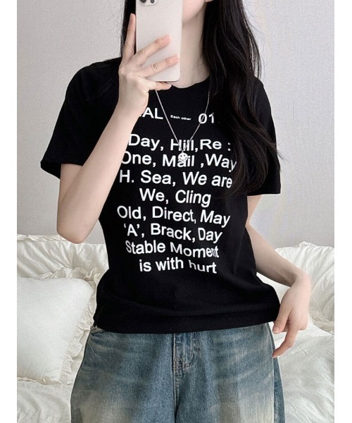 NANAHACHI(ナナハチ)の「フロント文字プリント半袖Tシャツ(Tシャツ/カットソー・レディース・ブラウン/ブラック/アイボリー・FREE)」の14枚目の写真