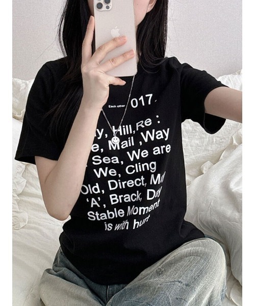 NANAHACHI(ナナハチ)の「フロント文字プリント半袖Tシャツ(Tシャツ/カットソー・レディース・ブラウン/ブラック/アイボリー・FREE)」の15枚目の写真