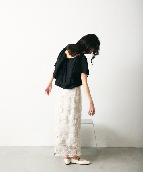 Lutim by u(ルチバイユー)の「Balloon gathered blouse / バルーンギャザーブラウス(シャツ/ブラウス・レディース・グレイッシュベージュ/ブラック・FREE)」の7枚目の写真