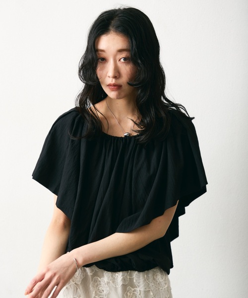 Lutim by u(ルチバイユー)の「Balloon gathered blouse / バルーンギャザーブラウス(シャツ/ブラウス・レディース・グレイッシュベージュ/ブラック・FREE)」の13枚目の写真