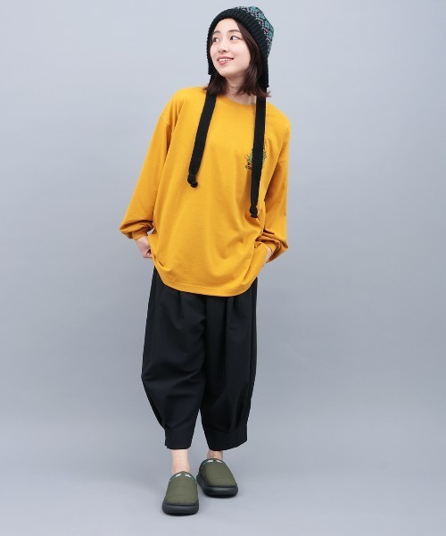 チチカカ(チチカカ)の「チビカチナコミックプリントロングTシャツ(Tシャツ/カットソー・レディース・ブラック/マスタード/オフホワイト・FREE)」の13枚目の写真