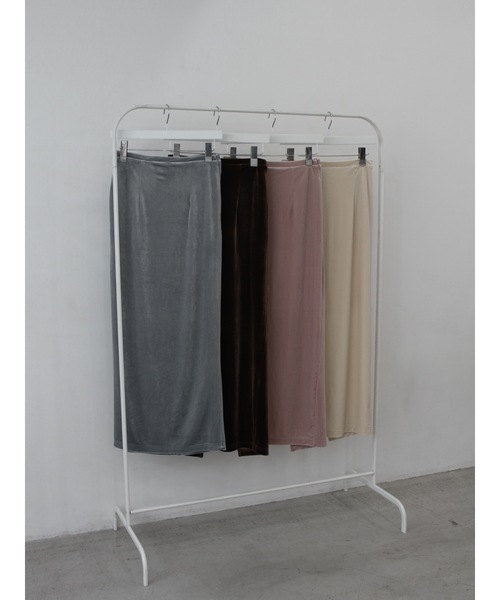 Katrin TOKYO(カトリーントーキョー)の「velour I line maxi skirt(スカート・レディース・ピンク/ダークブラウン/アイボリー/ブルー系・S/M/XS)」の3枚目の写真