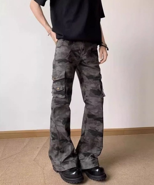 セール】ユニセックス迷彩カーゴフレアパンツ（カーゴパンツ