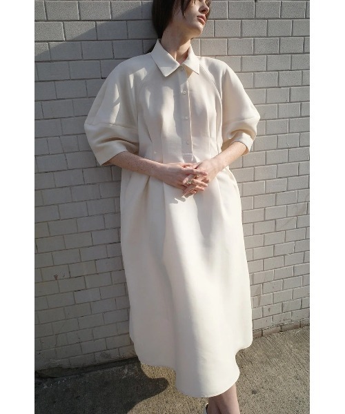 CLANE（クラネ）の「CLANE/クラネ/FORM SLEEVE ONEPIECE（ワンピース・レディース・アイボリー/ブラック・1）」の18枚目の写真