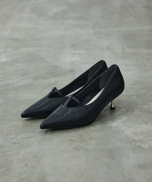 セール】Tｽﾄﾗｯﾌﾟﾒﾀﾙﾋｰﾙﾊﾟﾝﾌﾟｽ（パンプス）｜Au BANNISTER（オゥ