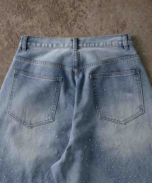 ADAMASTE（アダマスト）の「rhinestone jewelry baggy denim