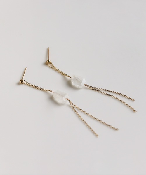 cui-cui（キュイキュイ）の「レインボームーンストーン チェーン ピアス | K10YG（ピアス（両耳用）・レディース・ホワイト・FREE）」の3枚目の写真