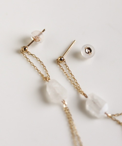 cui-cui（キュイキュイ）の「レインボームーンストーン チェーン ピアス | K10YG（ピアス（両耳用）・レディース・ホワイト・FREE）」の4枚目の写真