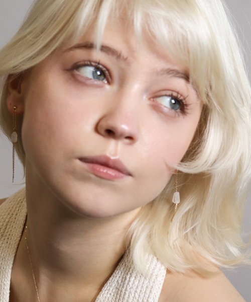 cui-cui（キュイキュイ）の「レインボームーンストーン チェーン ピアス | K10YG（ピアス（両耳用）・レディース・ホワイト・FREE）」の5枚目の写真