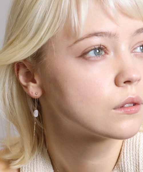 cui-cui（キュイキュイ）の「レインボームーンストーン チェーン ピアス | K10YG（ピアス（両耳用）・レディース・ホワイト・FREE）」の6枚目の写真