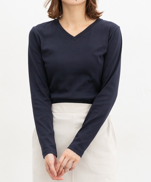 Honeys(ハニーズ)の「オーガニックVネックT(Tシャツ/カットソー・レディース・ネイビー/ネイビー系1/ブラック×ベージュ/ブラック/ネイビー系2・L/LL/M)」の3枚目の写真
