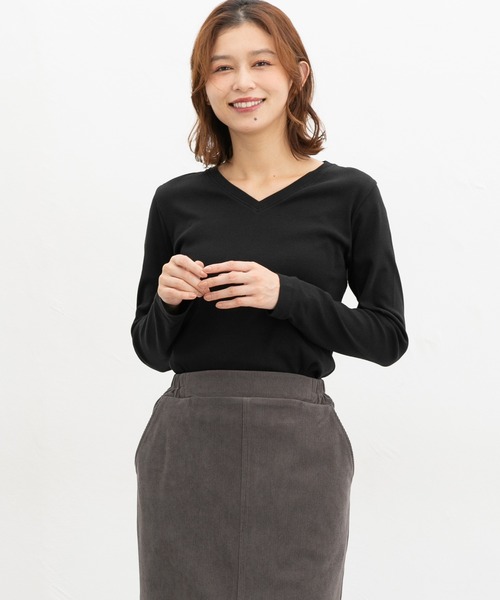 Honeys(ハニーズ)の「オーガニックVネックT(Tシャツ/カットソー・レディース・ネイビー/ネイビー系1/ブラック×ベージュ/ブラック/ネイビー系2・L/LL/M)」の8枚目の写真