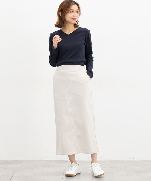 Honeys(ハニーズ)の「オーガニックVネックT(Tシャツ/カットソー・レディース・ネイビー/ネイビー系1/ブラック×ベージュ/ブラック/ネイビー系2・L/LL/M)」の9枚目の写真
