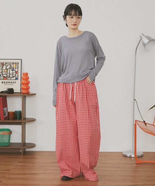 MERLOT(メルロー)の「ベーシックカラーシアーロンT(Tシャツ/カットソー・レディース・チャコールグレー/イエロー/ホワイト/ライトブルー・FREE)」の8枚目の写真