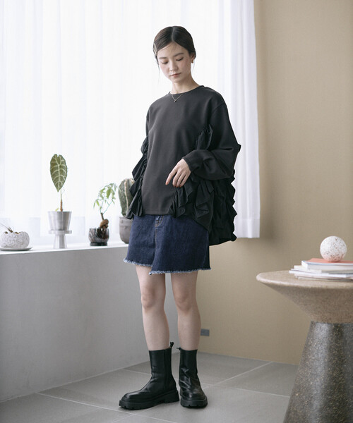 Firsthand（ファーストハンド）の「Firsthand/ファーストハンド フリル ドッキング ダンボール スウェット プルオーバー（スウェット・レディース・ブラック/オフホワイト/グレー・FREE）」の22枚目の写真