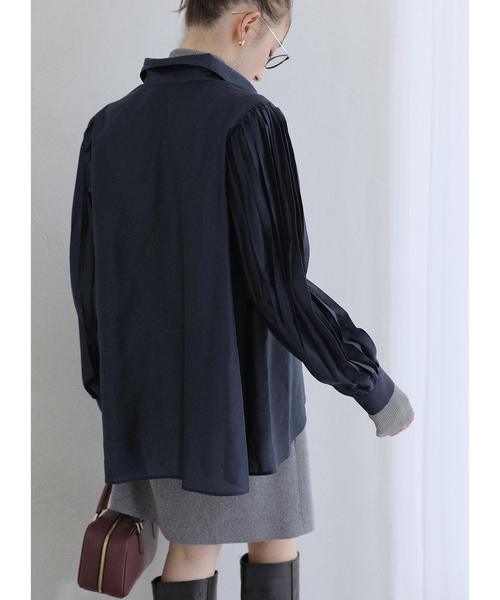 La TOTALITE（ラトータリテ）の「【洗える】オーガンザプリーツブラウス（シャツ/ブラウス・レディース・ベージュ/ネイビー・FREE）」の14枚目の写真