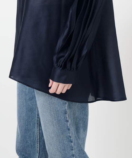 La TOTALITE（ラトータリテ）の「【洗える】オーガンザプリーツブラウス（シャツ/ブラウス・レディース・ベージュ/ネイビー・FREE）」の8枚目の写真