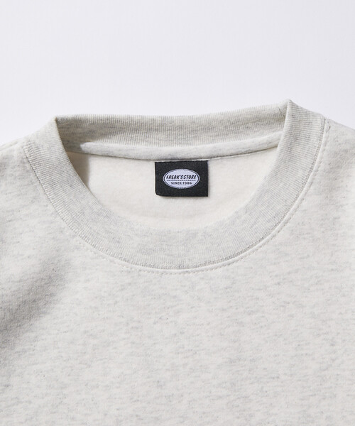 FREAK'S STORE(フリークスストア)の「限定展開 ビッグシルエット ワンポイント刺繍 バックプリント ヘムコード クルーネック スウェット(スウェット・メンズ・グレイッシュベージュ/アッシュグレー/スミクロ/ネイビー・SMALL/MEDIUM/LARGE)」の14枚目の写真