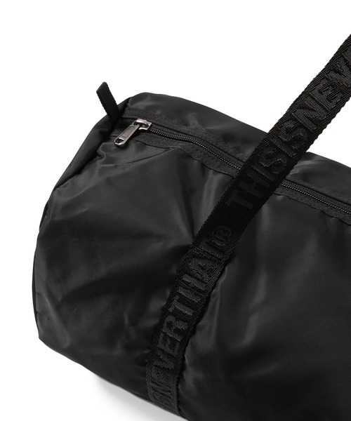 thisisneverthat（ディスイズネバーザット）の「Light Duffle Bag (M)（ショルダーバッグ・メンズ・ホワイト/セージグリーン/ブラック・FREE）」の7枚目の写真