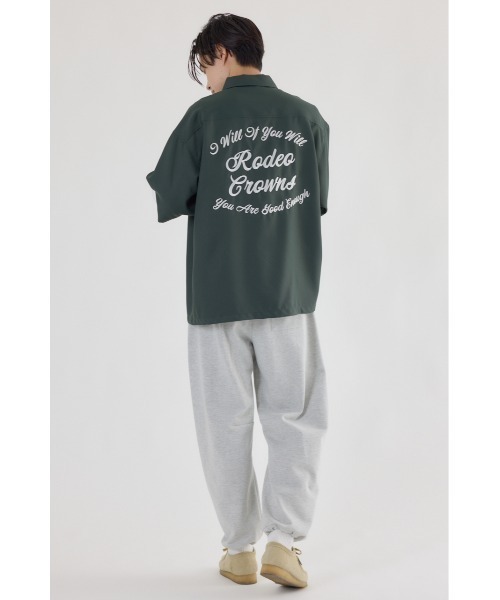 RODEO CROWNS WIDE BOWL(ロデオクラウンズワイドボウル)の「バックロゴレイヤードシャツ(シャツ/ブラウス・メンズ・ホワイト/ダークグリーン/ブラック・MEDIUM/LARGE)」の11枚目の写真
