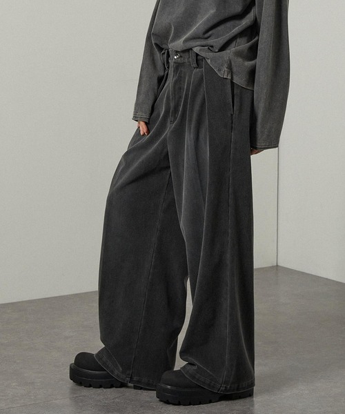 Alfred Alex（アルフレッドアレックス）の「【Alfred Alex】ヴィンテージ加工ピグメント コーデュロイワイドパンツ【セットアップ対応】（その他パンツ・メンズ・ブラック/ブラウン系/グレー・S/M/L）」の2枚目の写真