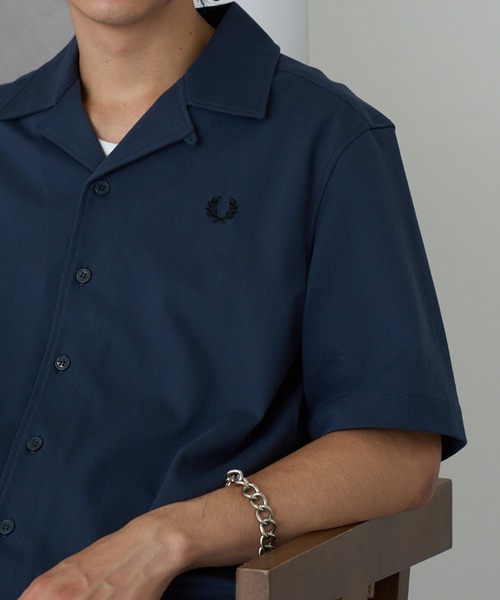FRED PERRY(フレッドペリー)の「【FRED PERRY】COMPRESS MESH REVERE COLLAR SH M1745(シャツ/ブラウス・メンズ・ネイビー/オフホワイト/ブラック・M/S/XL/L)」の3枚目の写真