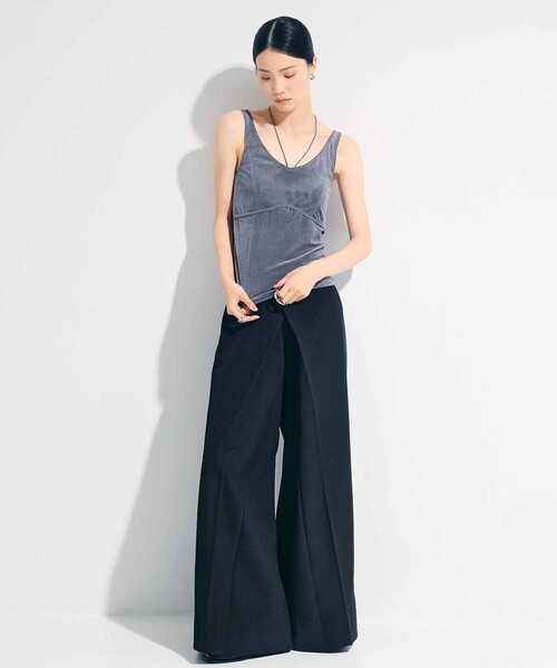 STUDIOUS(ステュディオス)の「【STUDIOUS/ステュディオス】Side Leather Flare Trousers/サイドレザーフレアトラウザー/スラックス/美脚パンツ/通勤パンツ/トレンドパンツ(スラックス・レディース・ブラック/ベージュ・1/2)」の18枚目の写真