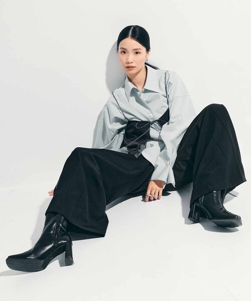 STUDIOUS(ステュディオス)の「【STUDIOUS/ステュディオス】Side Leather Flare Trousers/サイドレザーフレアトラウザー/スラックス/美脚パンツ/通勤パンツ/トレンドパンツ(スラックス・レディース・ブラック/ベージュ・1/2)」の22枚目の写真