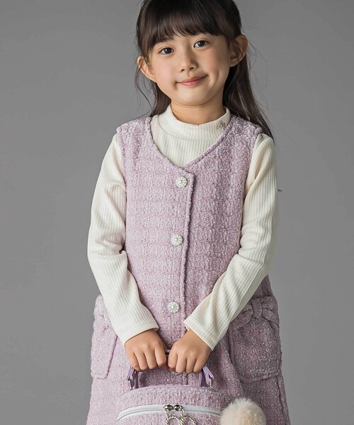 BeBe Petits Pois Vert（ベベプチポワヴェール）の「【店舗限定】【お揃い】ボアツイードジャンパースカート(95~150㎝)（ワンピース・キッズ・パープル/グレー・100cm/110cm/130cm/140cm/120cm/150cm）」の4枚目の写真